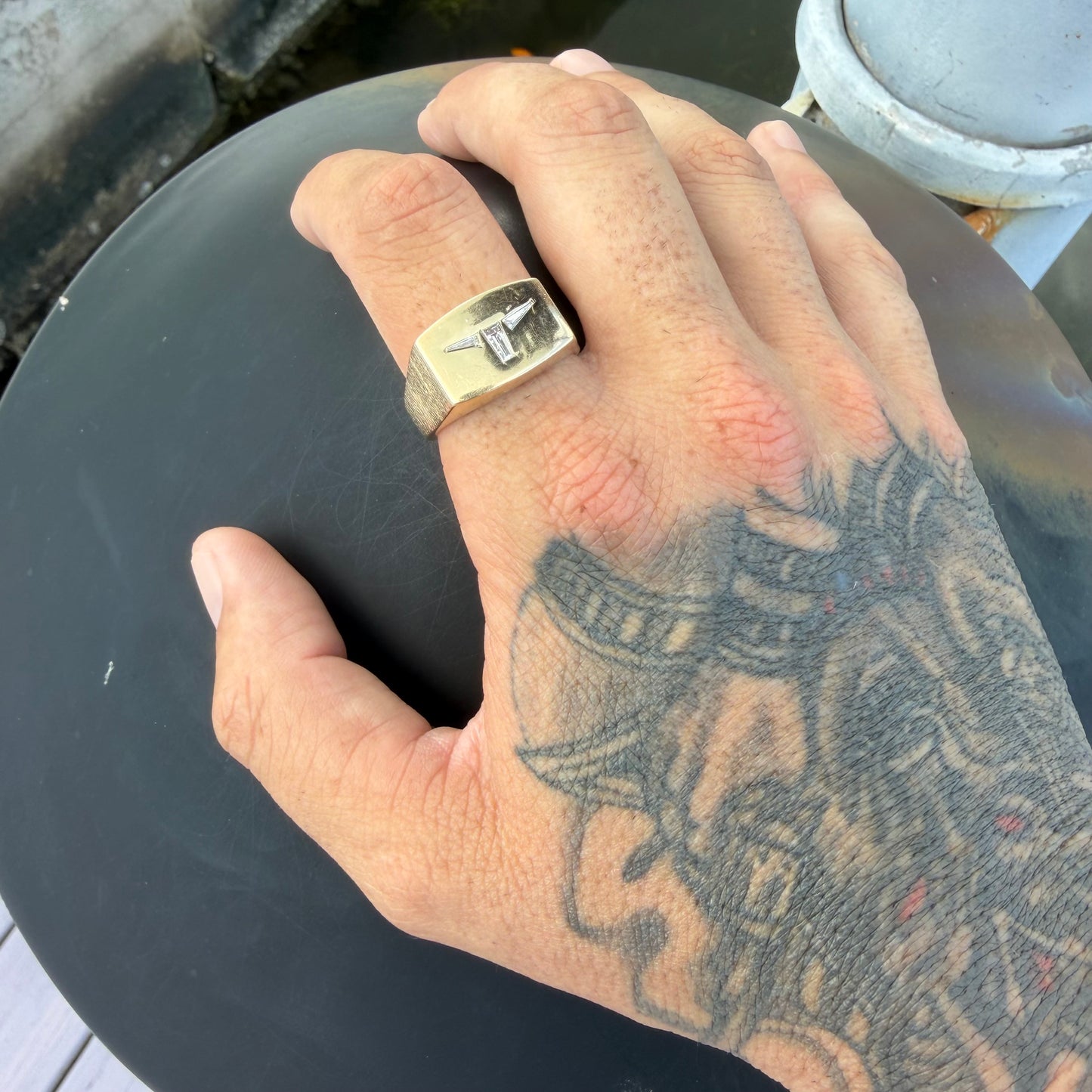 Vintage Custom Made Solid 14k Yellow Gold .50ctw VS+ Natural Diamond Trilogy Longhorn Signet Ring (12.5)