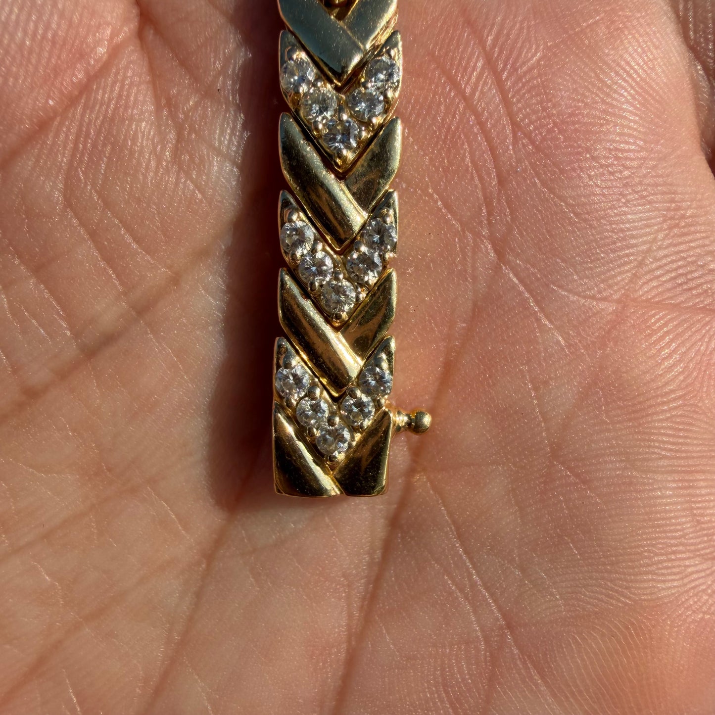 Vintage Solid 14k Yellow Gold 4.0ctw Natural Diamond Encrusted Chevron Link Bracelet (7.25”)