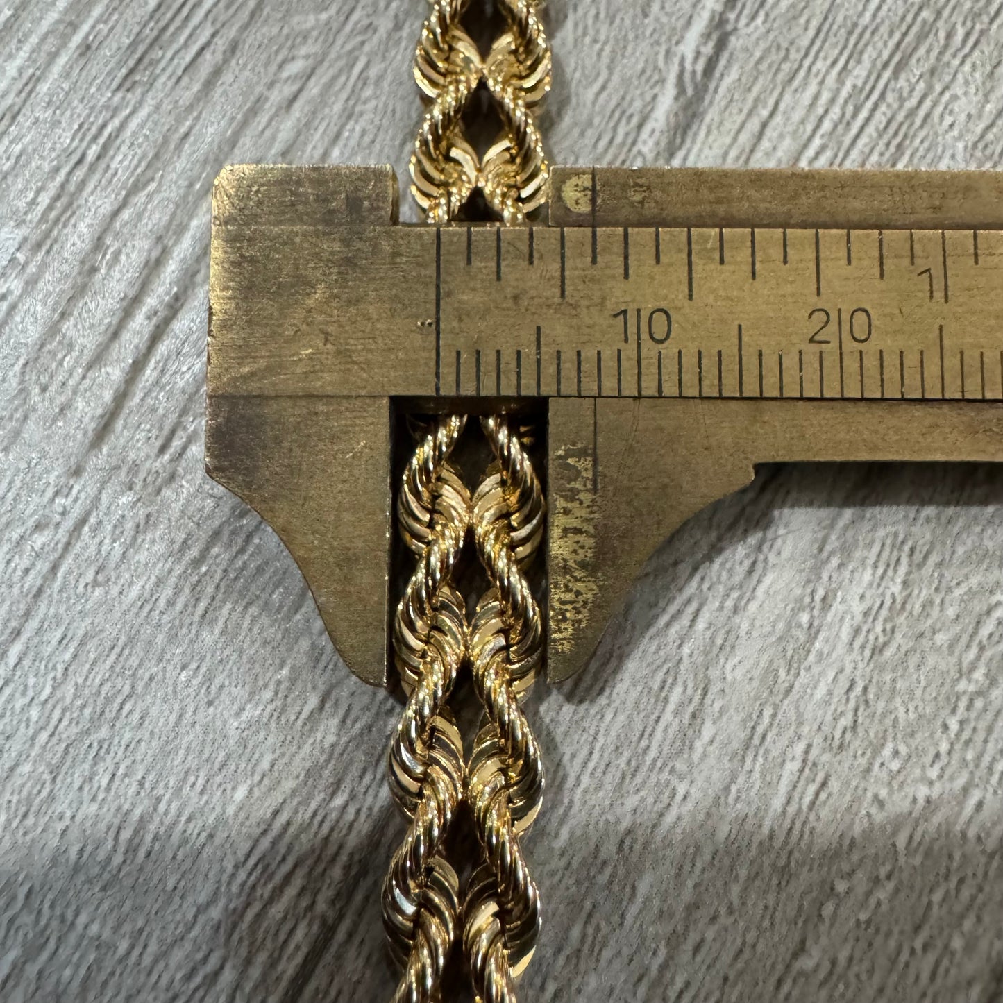 Circa 1970’s Solid 14k Yellow Gold .75ctw Natural Diamond Double Rope Belt Bracelet (Fits 5”-7”)