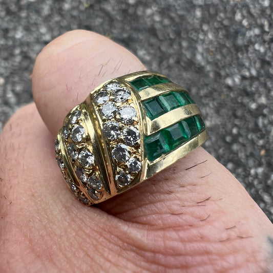 1980’s Custom Made Heavyweight 14k Yellow Gold Chunky .75CTW Natural Diamond And 1.0CTW Columbian Emerald Ring (7)