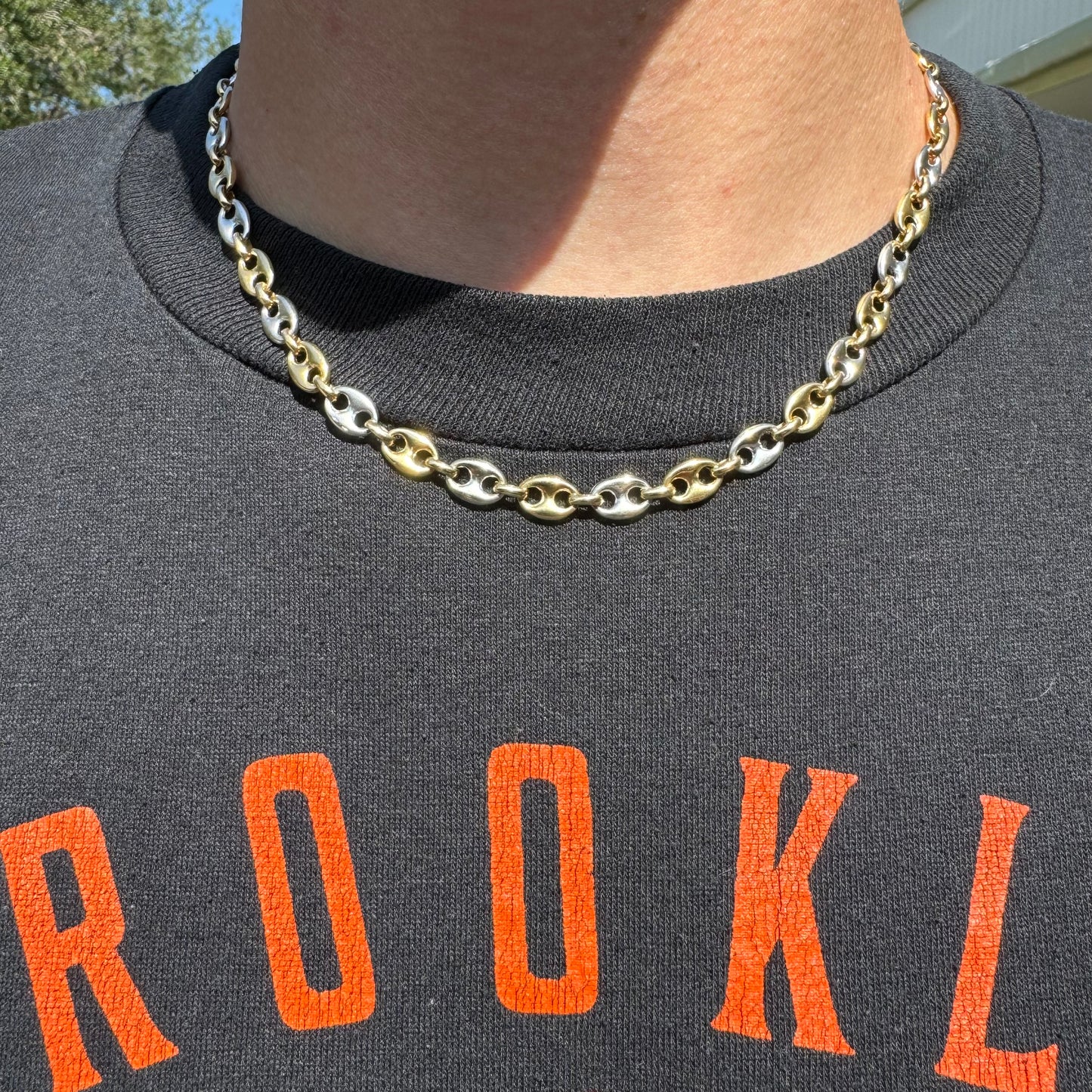 Vintage Solid 18k Two-Tone Yellow And White Gold Classic Puffed Gucci Link Necklace (17.75”)