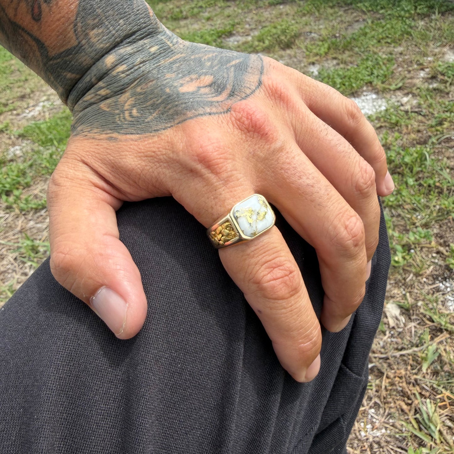 Vintage Solid 14k Yellow Gold Raw 22k Nugget Gold Bearing Quartz Signet Ring (10)
