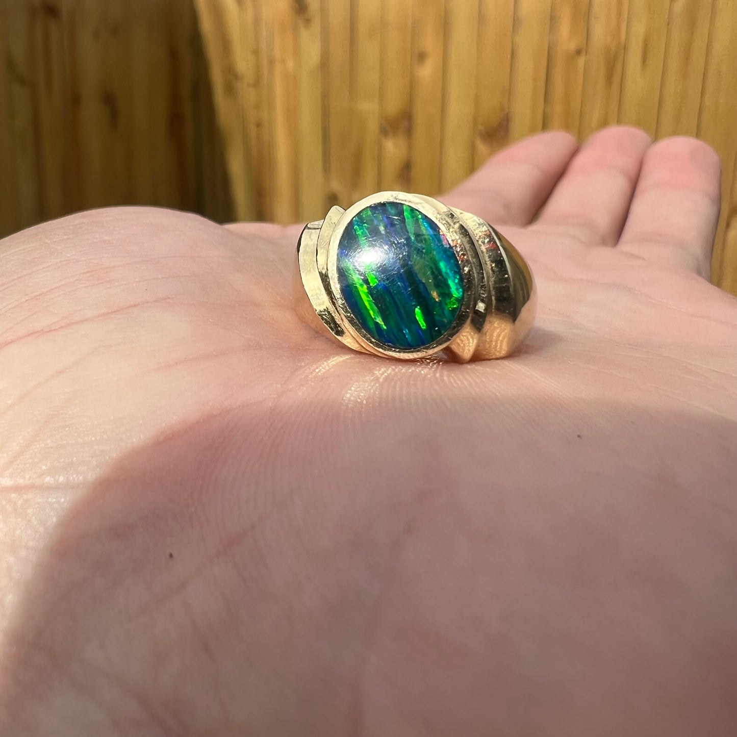 Vintage 14k Yellow Gold Opal Inlaid Modernist Ring (7.25)
