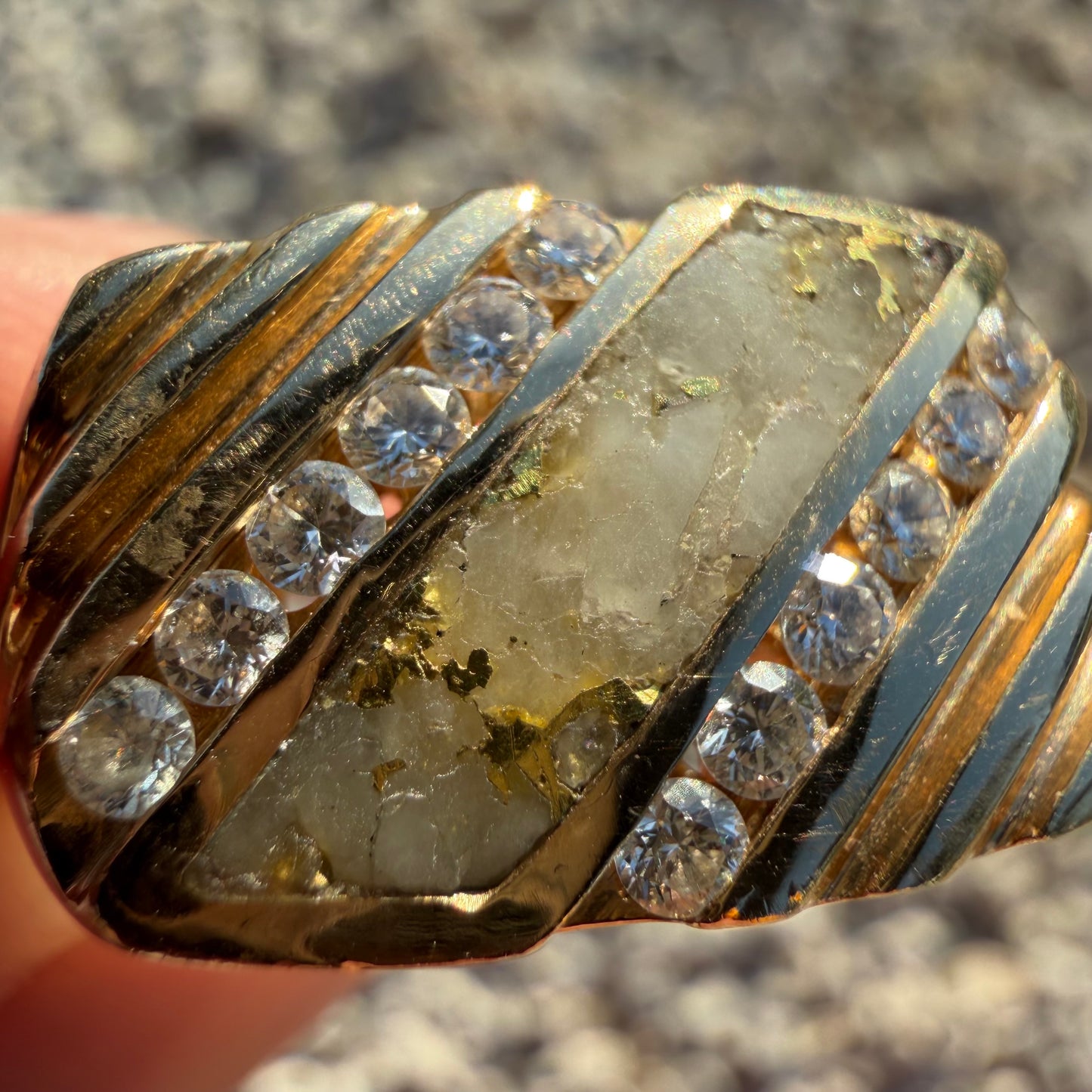Vintage Solid 14k Yellow Gold .50ctw Natural Diamond Gold Bearing Quartz Signet Ring (13.5)
