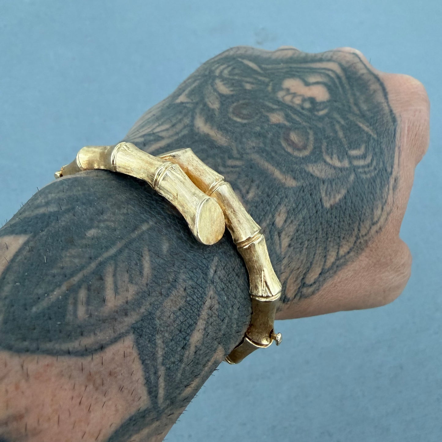 Vintage Designer Made Solid 14k Yellow Gold Bypass Bamboo Hinged Bangle Bracelet (5.75”-6.75”)