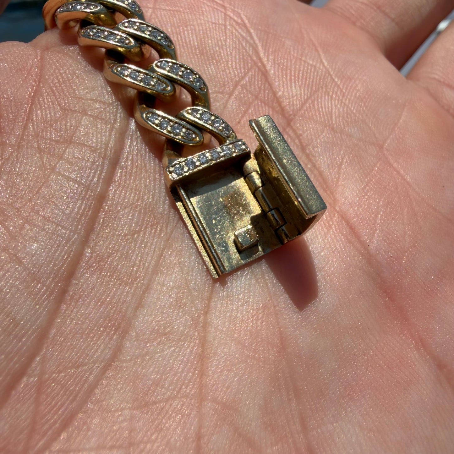 Solid 14k Yellow Gold 5.0ctw Natural Diamond Encrusted Cuban Link Bracelet (8.25”
