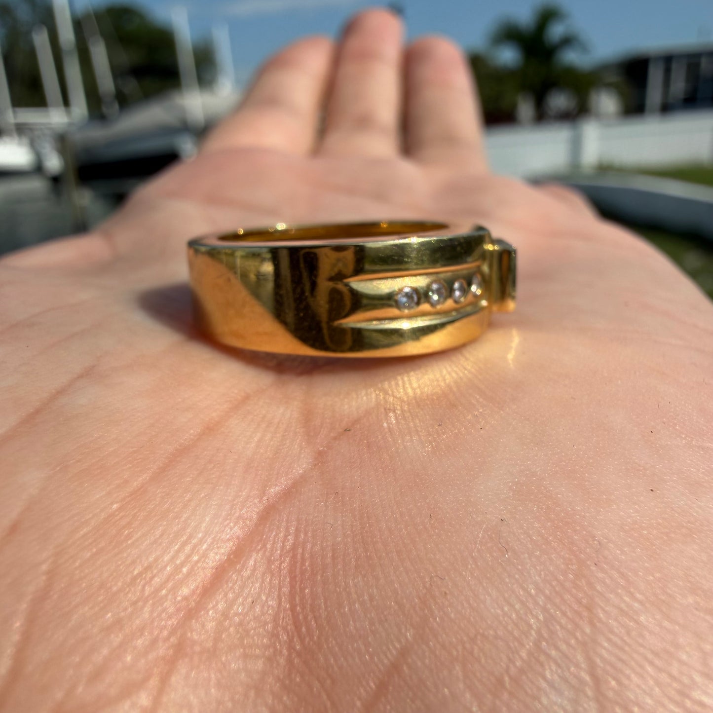 1980’s New Old Stock Solid 18k Yellow Gold 1.0ctw Natural Columbian Emerald and VS Diamond Ring (7)