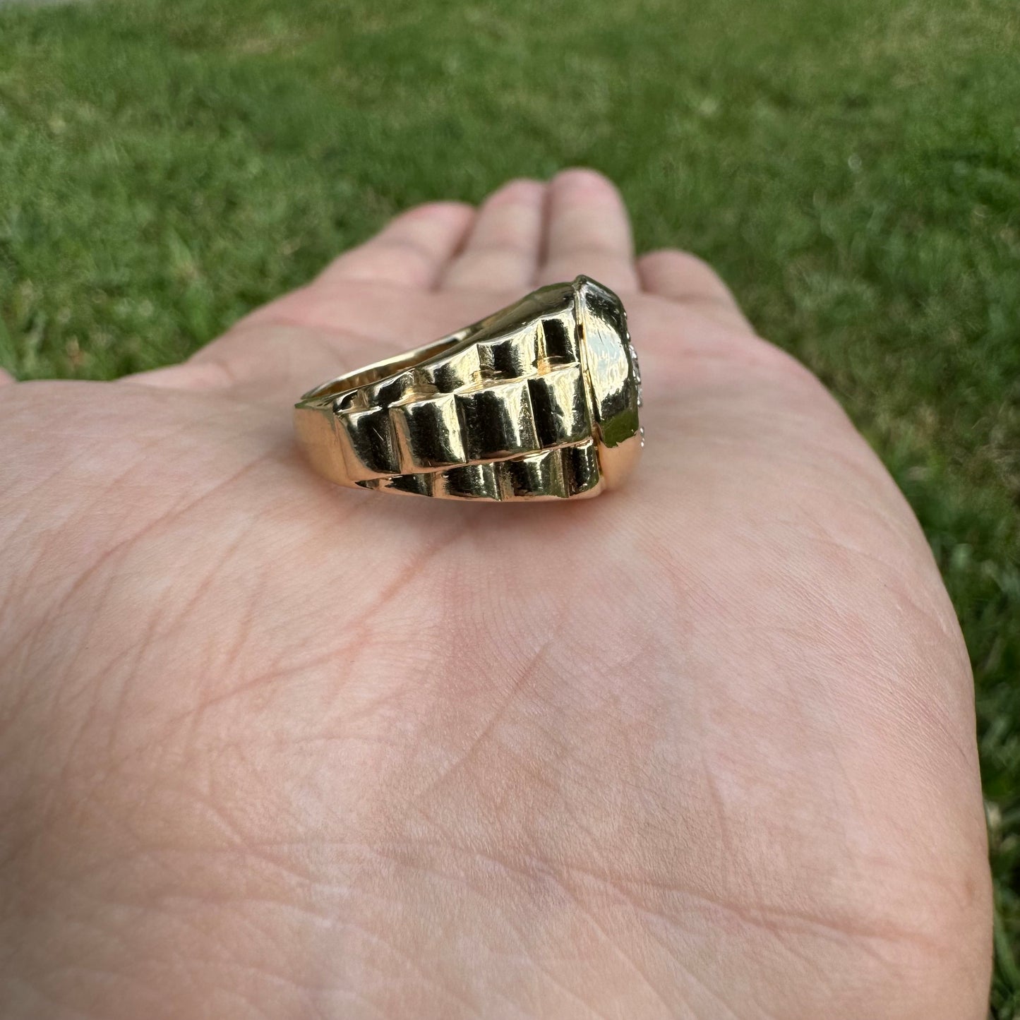 1970’s/80’s 14k Yellow Gold Rolex Style .75CTW Natural Diamond Kentucky Cluster Ring (6.5)