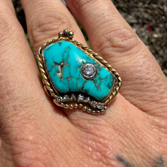 Vintage Handcrafted Solid 14k Yellow Gold Natural Diamond Set Turquoise Ring (8)