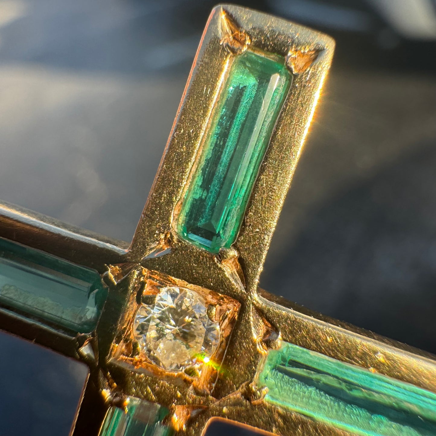 Vintage Solid 14k Yellow Gold 2.65ctw Natural Columbian Emerald And Diamond Cross Pendant