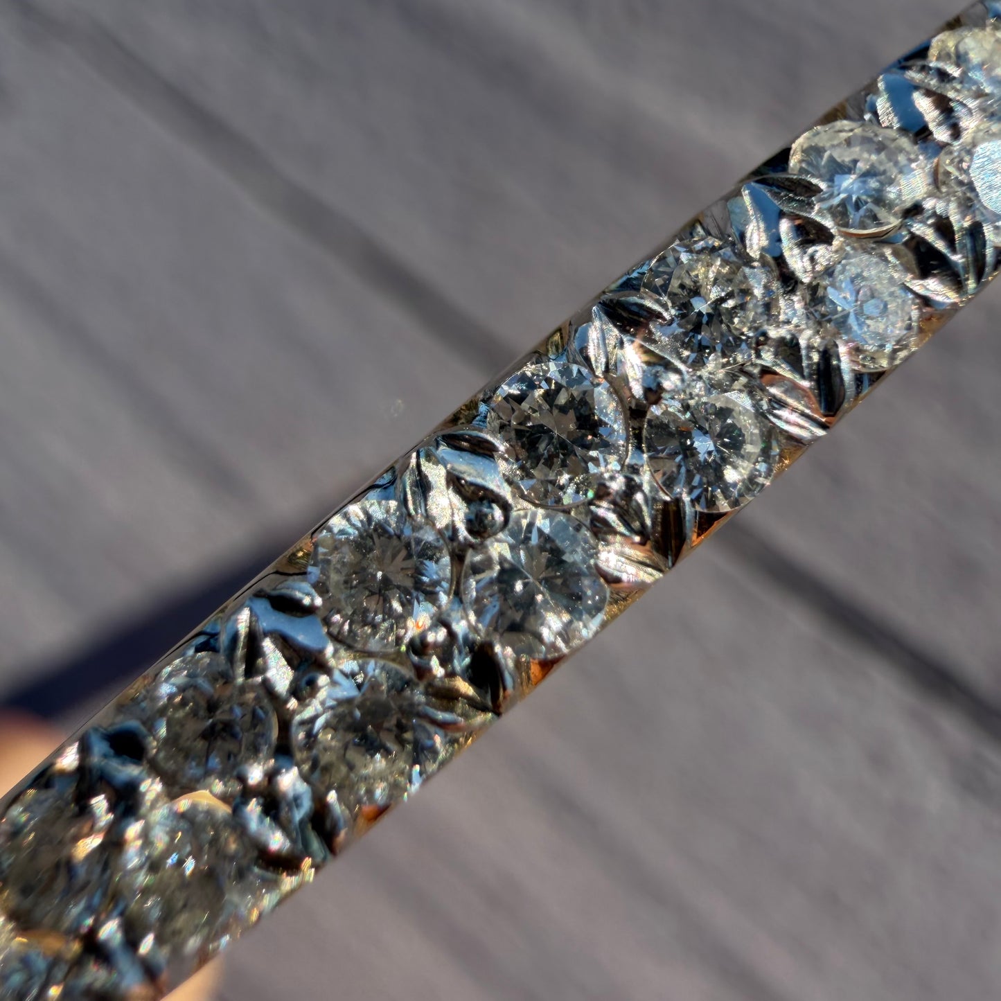 Vintage Solid 14k Yellow Gold 2.0ctw Natural VS Diamond Heavyweight Bangle Bracelet (5.75”-6.5”)
