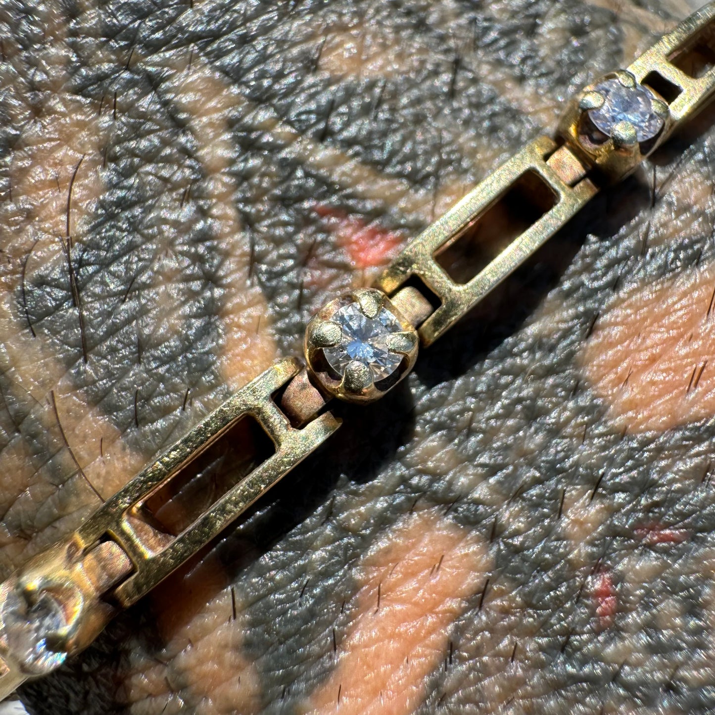 Vintage 14k Yellow Gold 1.95ctw Natural Diamond Bracelet (7.25”)