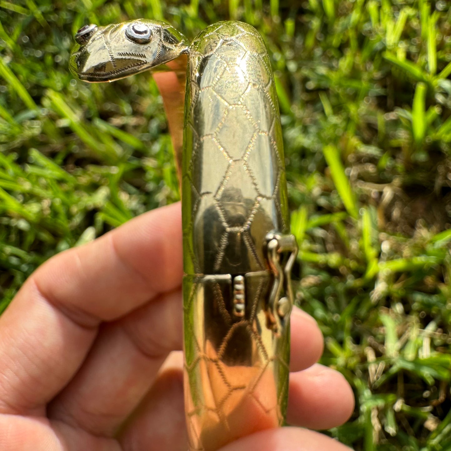 1960’s 14k Yellow Gold Hand Chased Wraparound Snake Hinged Bangle Bracelet (5.75”-6.75”)