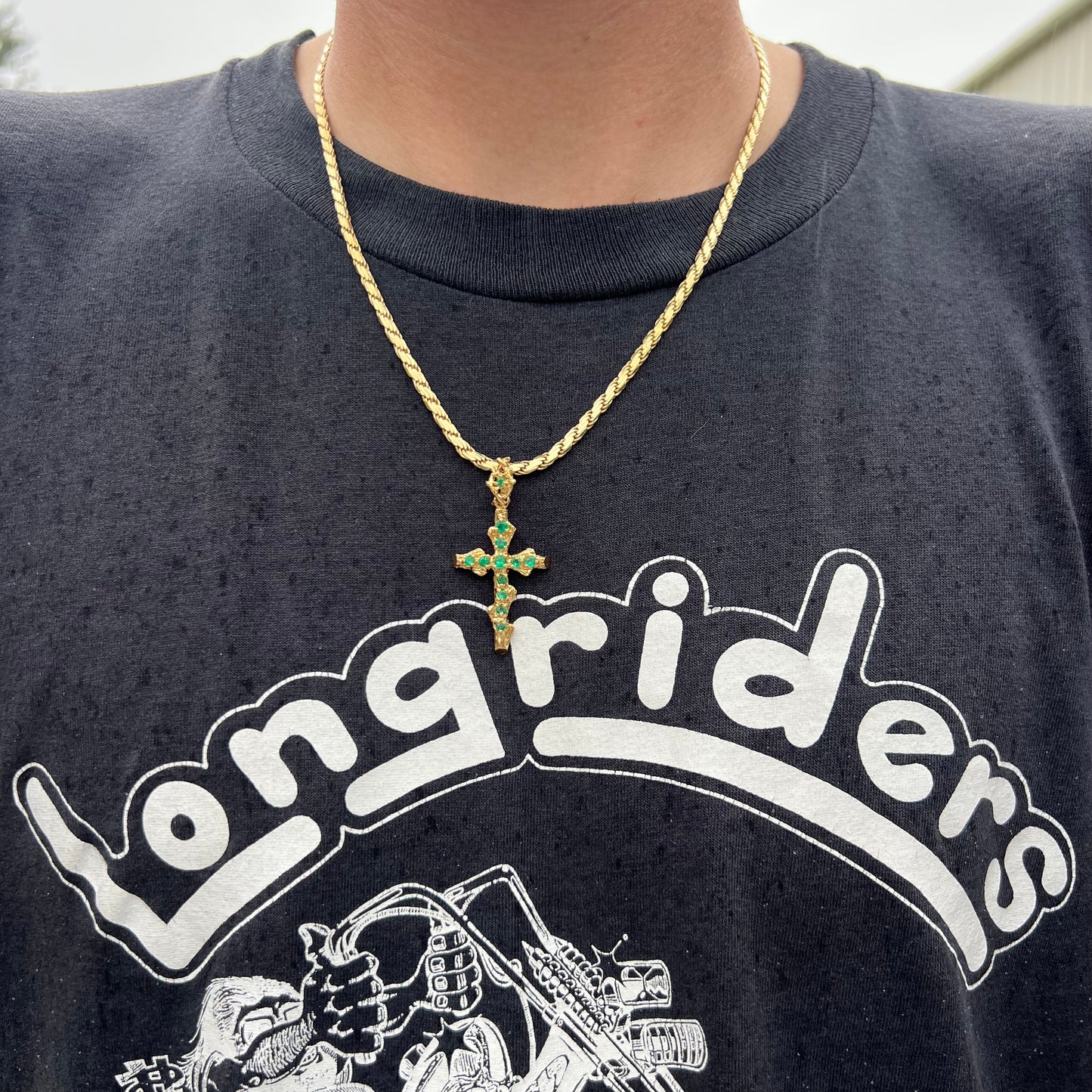 Vintage Custom Made Solid 18k Yellow Gold Colombian Emerald Encrusted Brutalist Cross Pendant