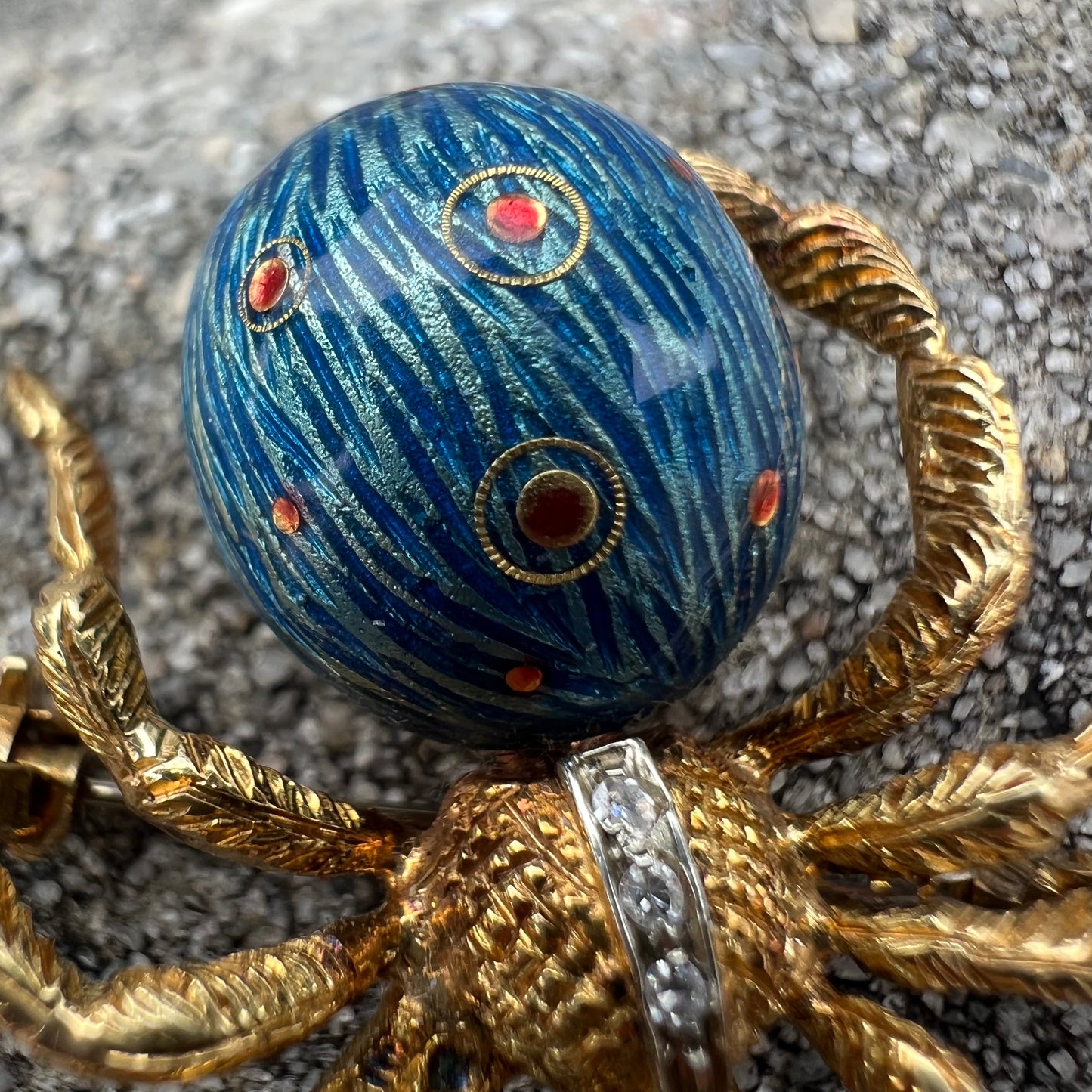Mid-Century Italian 18k Gold Fire Enameled Spider Brooch By Corletto
