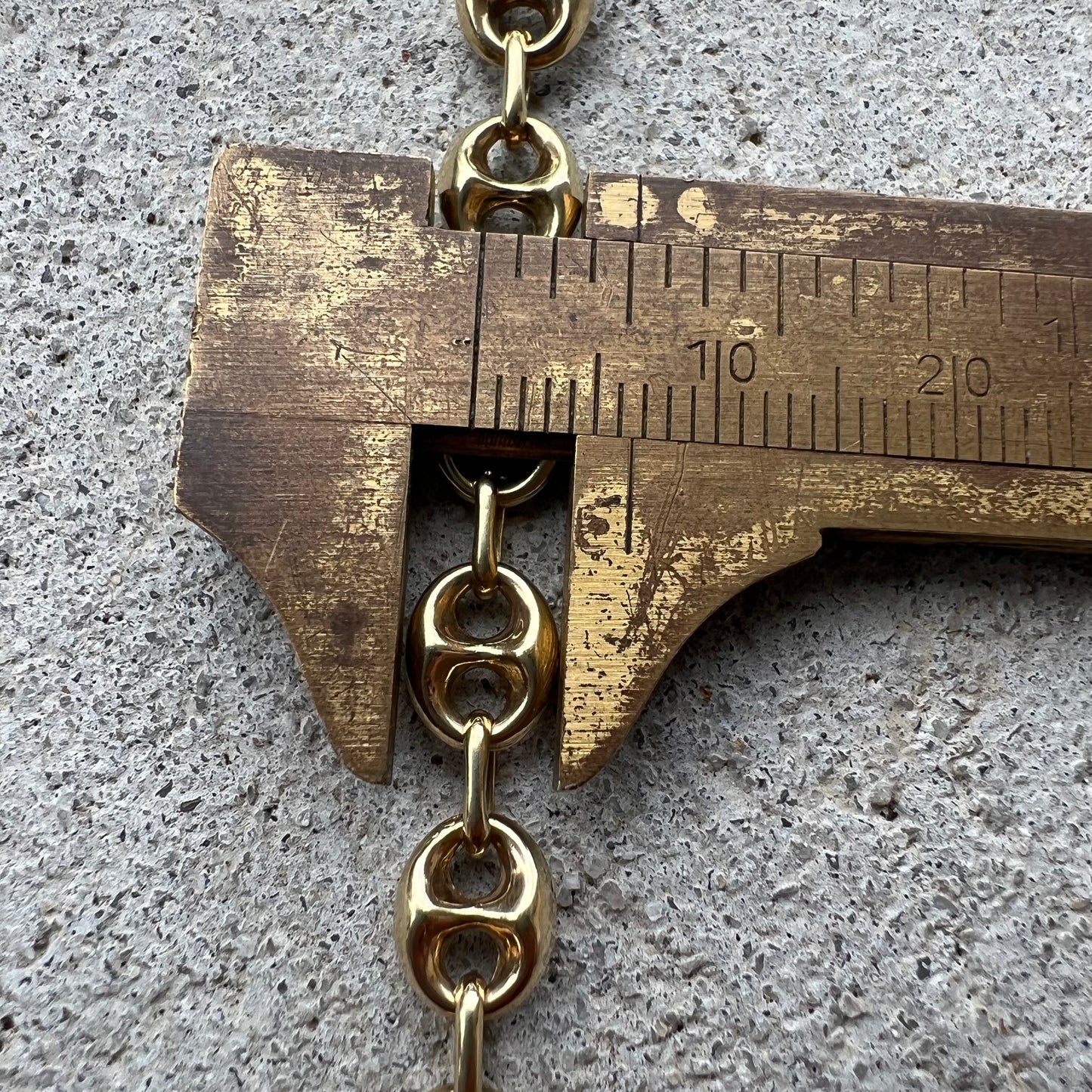 Vintage 14k Yellow Gold Classic Puffed Gucci Link Necklace (18.75”)