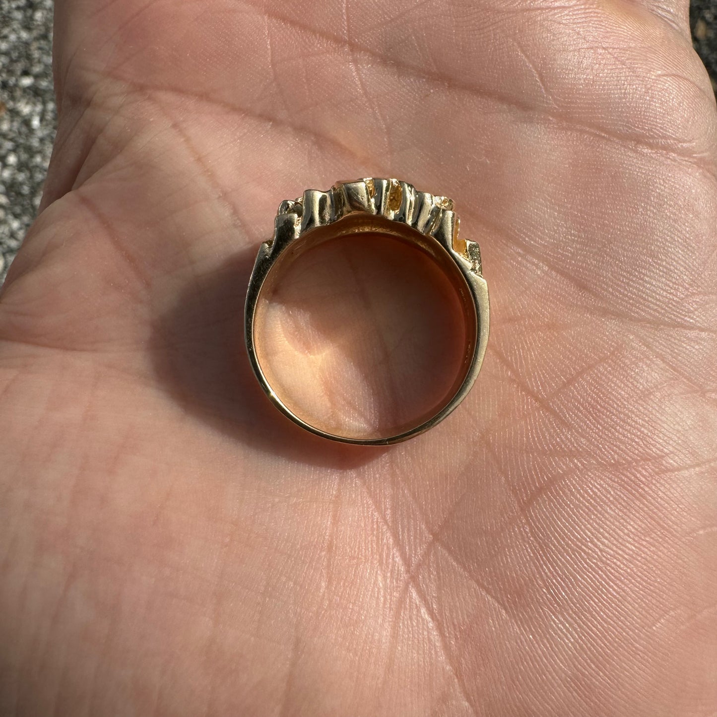 Immaculate 1980’s Solid 14k Yellow Gold Heavyweight Nugget Ring (11)