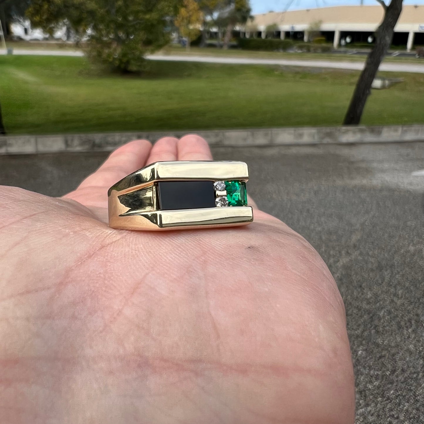 Vintage Solid 14k Yellow Gold Black Onyx Emerald And Diamond Modernist Ring (10.5)