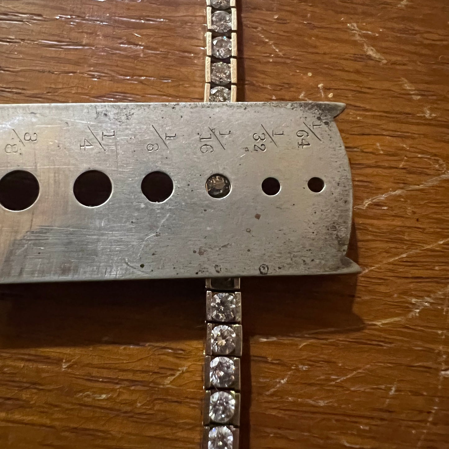 Vintage 14k Gold 4.0CTW Diamond Tennis Bracelet (7.35”)