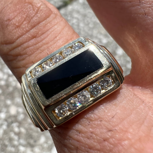 1980’s 14k Black Onyx Inlaid .60CTW Natural Diamond Step Up Signet Ring (10.5)