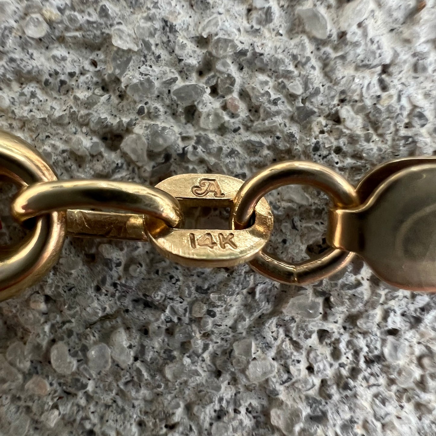 Vintage 14k Yellow Gold Classic Puffed Gucci Link Necklace (18.75”)