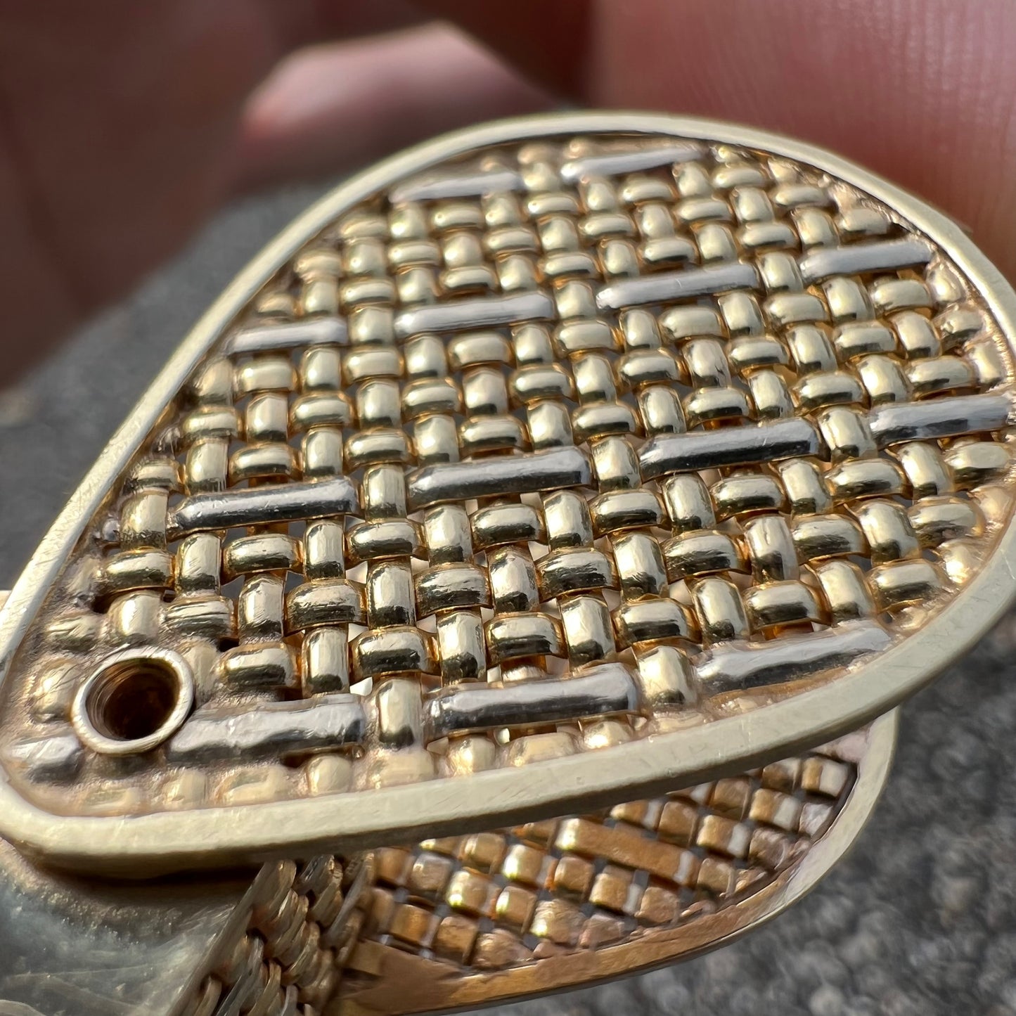 1980’s Solid 14k Gold Basket Weaved Jeweler’s Loupe