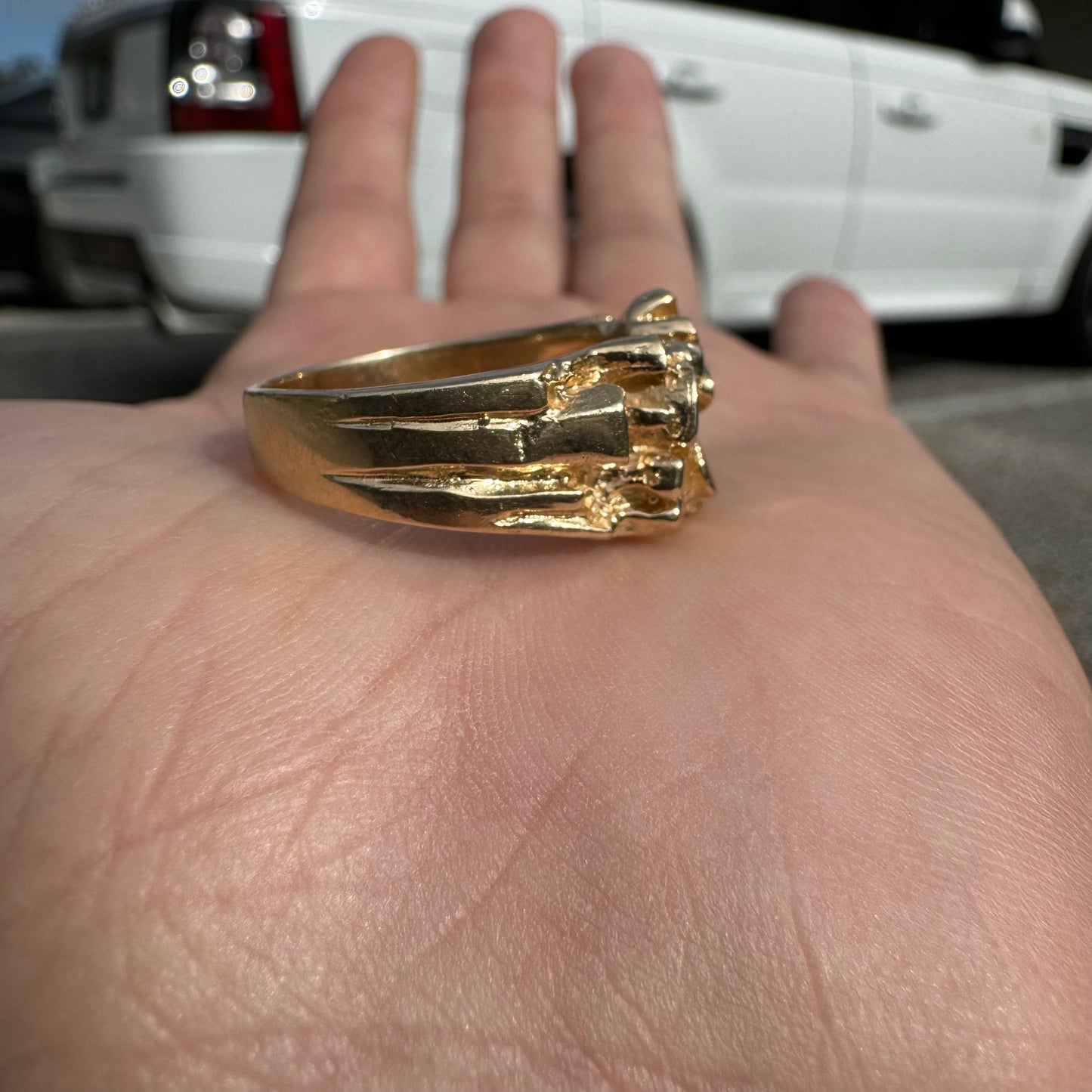 Immaculate 1980’s Solid 14k Yellow Gold Heavyweight Nugget Ring (11)