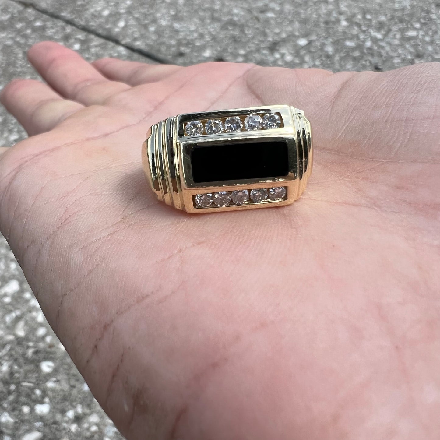 1980’s 14k Black Onyx Inlaid .60CTW Natural Diamond Step Up Signet Ring (10.5)