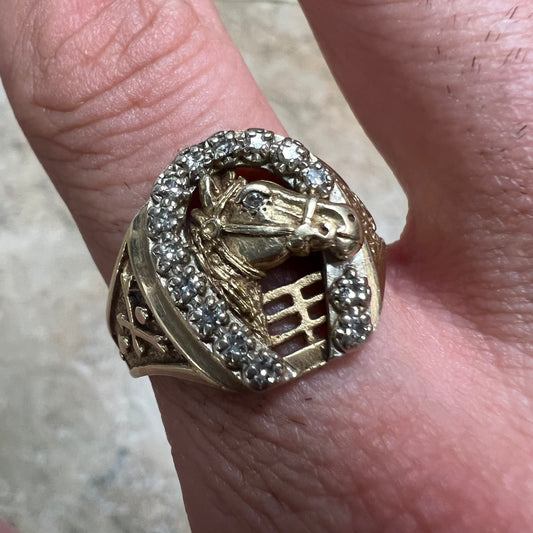 1980’s Solid 14K Yellow Gold .50CTW Natural Diamond Encrusted Good Luck Horseshoe “Gamblers Ring” (12.75)
