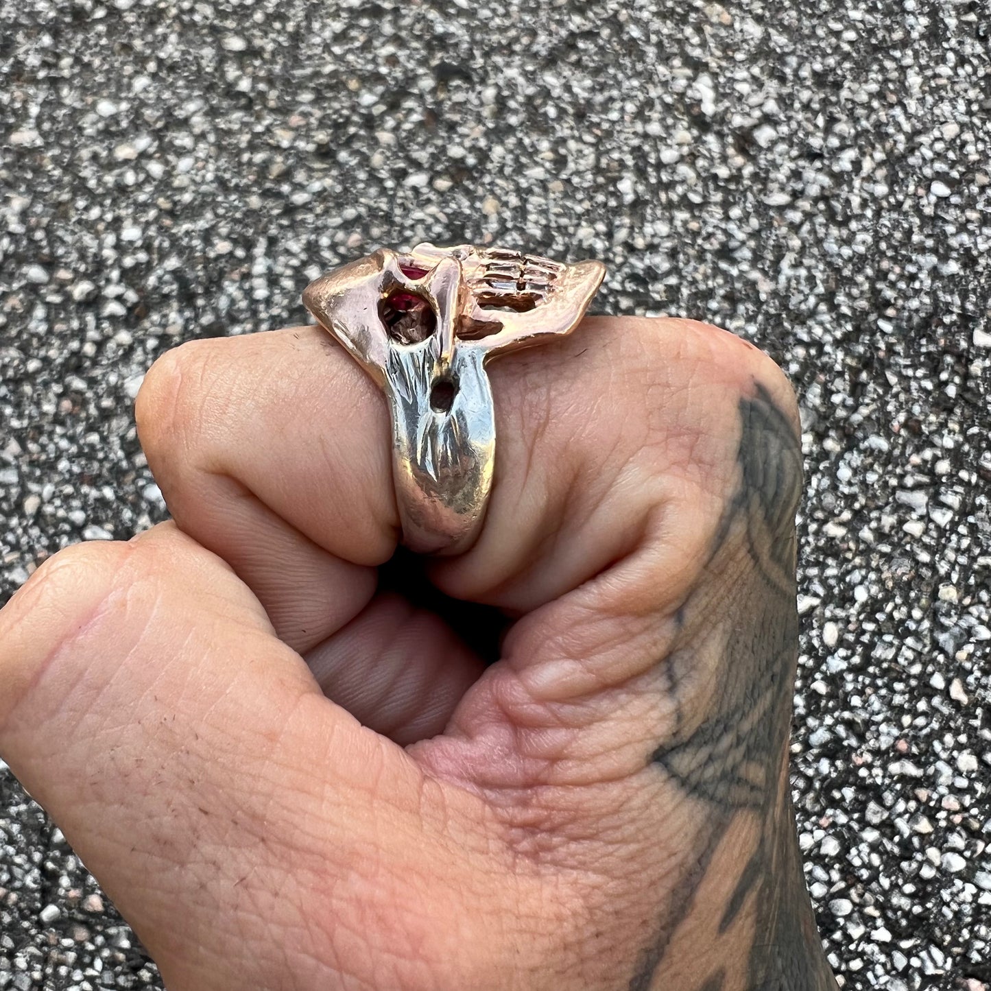 Vintage Custom 14k Rose Gold And Sterling Natural Diamond And Ruby Encrusted Skull Ring (10)