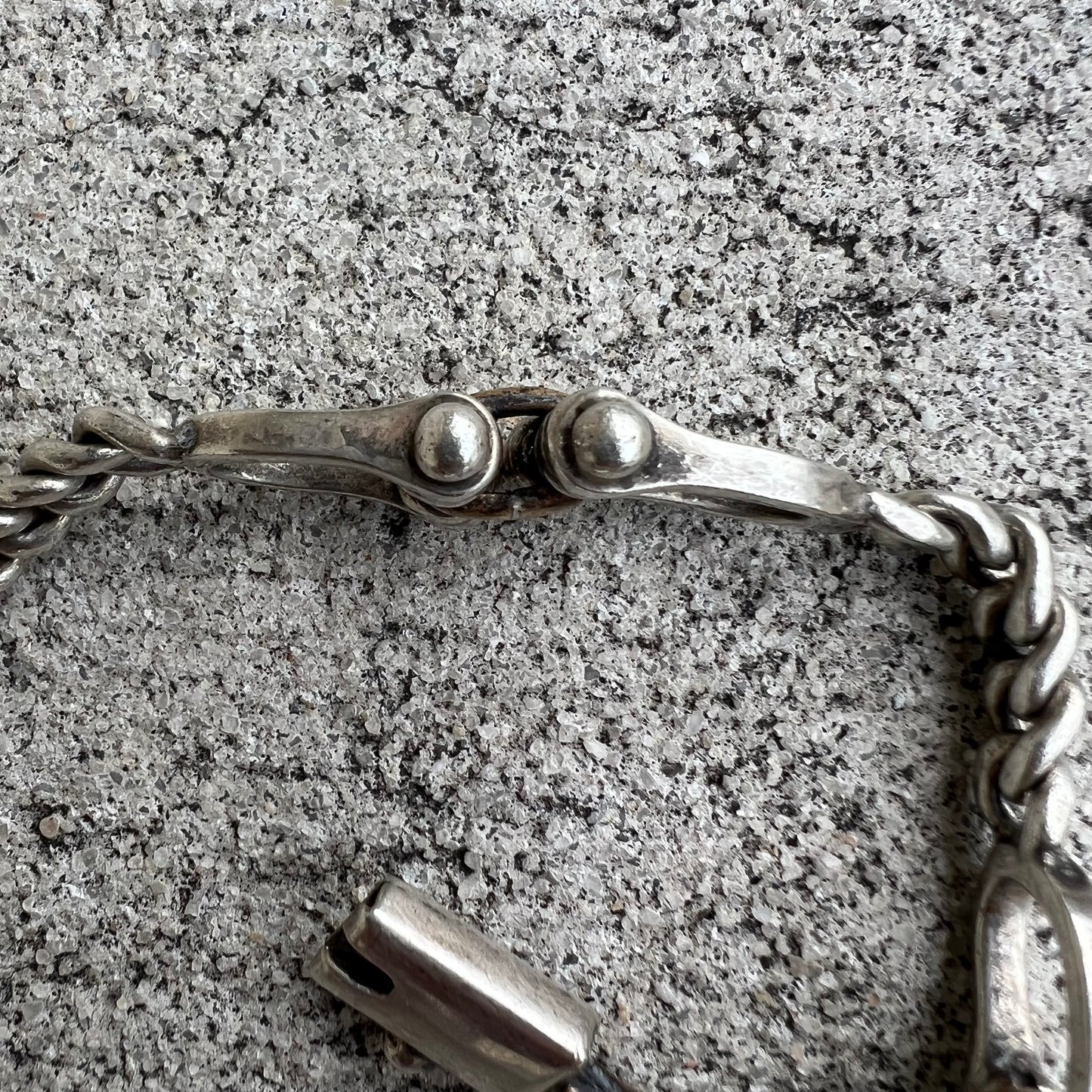 1960’s-80’s Taxco Handmade Sterling Silver Shackled Cuban Link Necklace (19”)