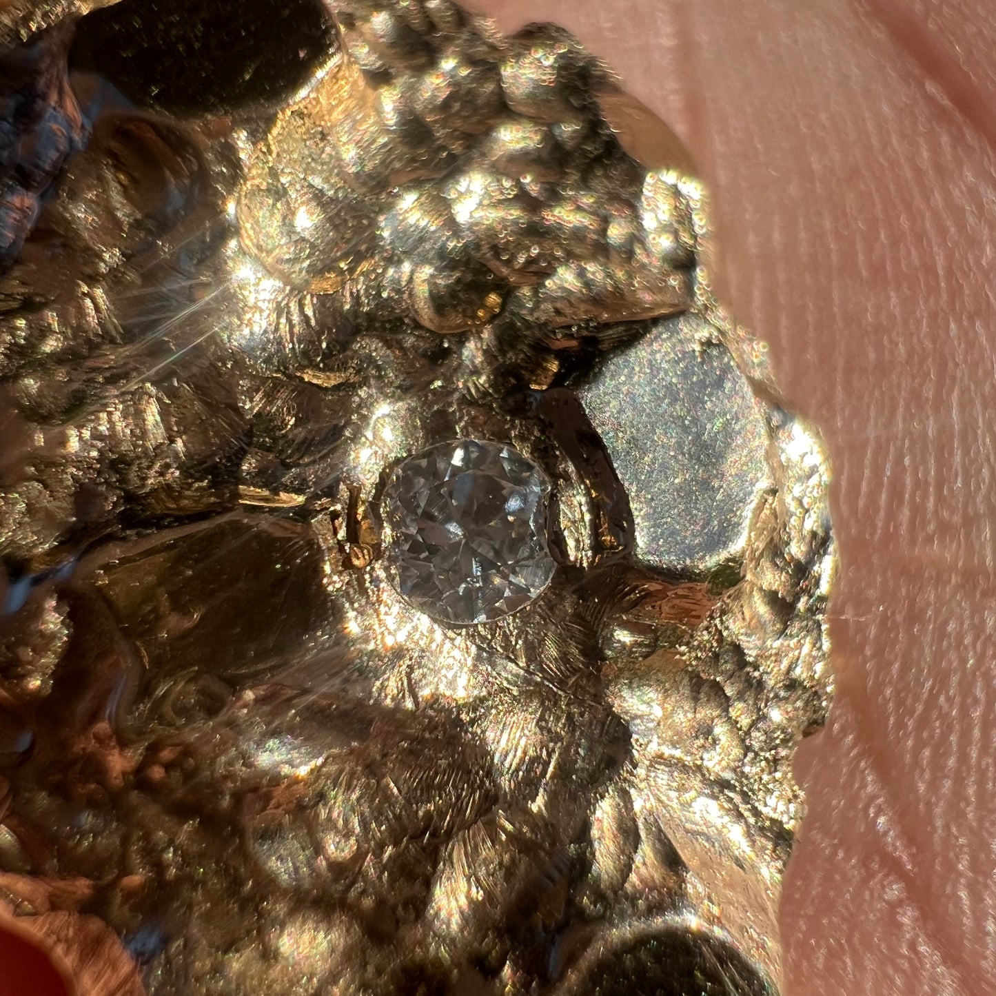 Solid 18k Yellow Gold Natural Diamond Encrusted Nugget Pendant