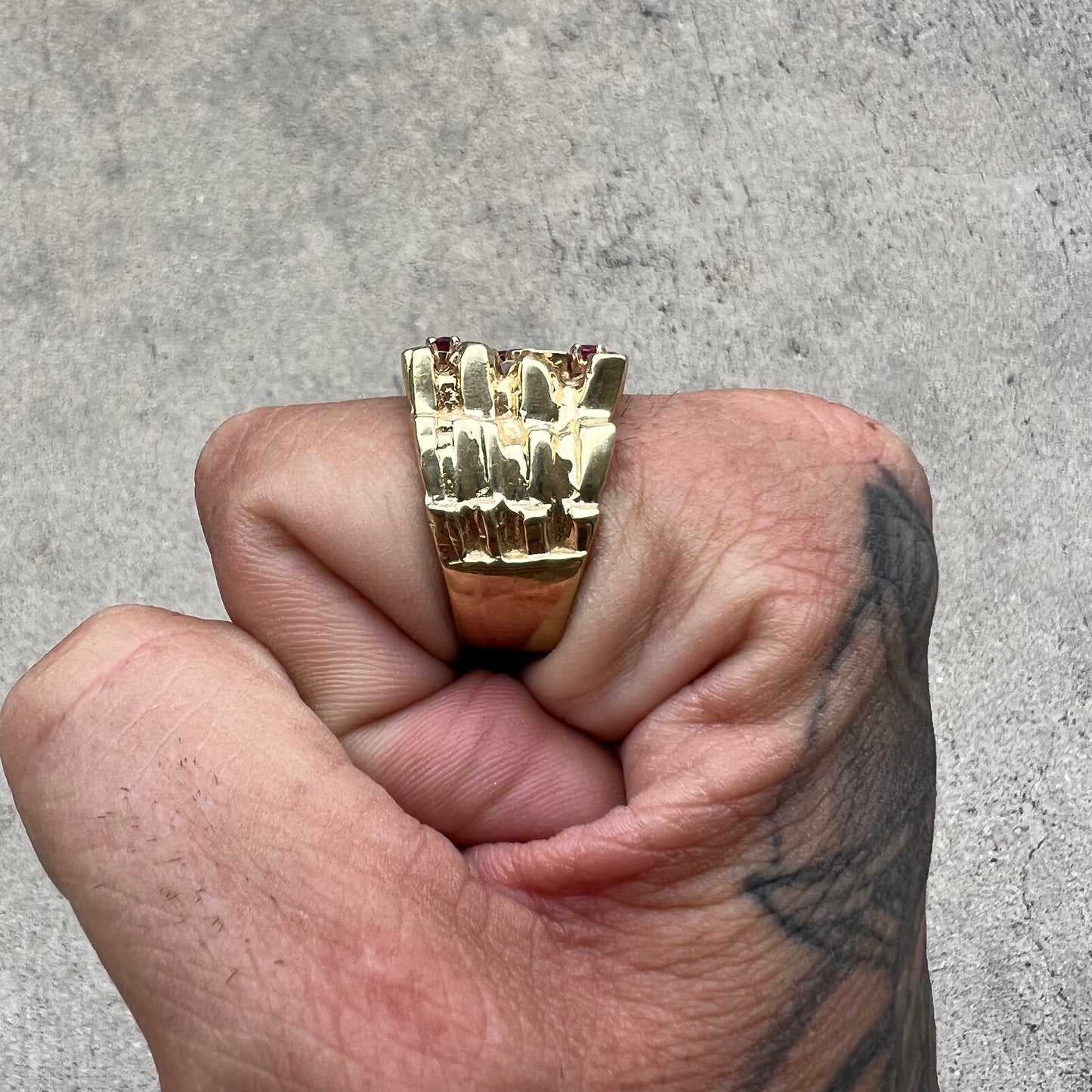 Vintage 14k Yellow Gold Natural Diamond And Ruby Heavyweight Custom Nugget Ring (12.5)