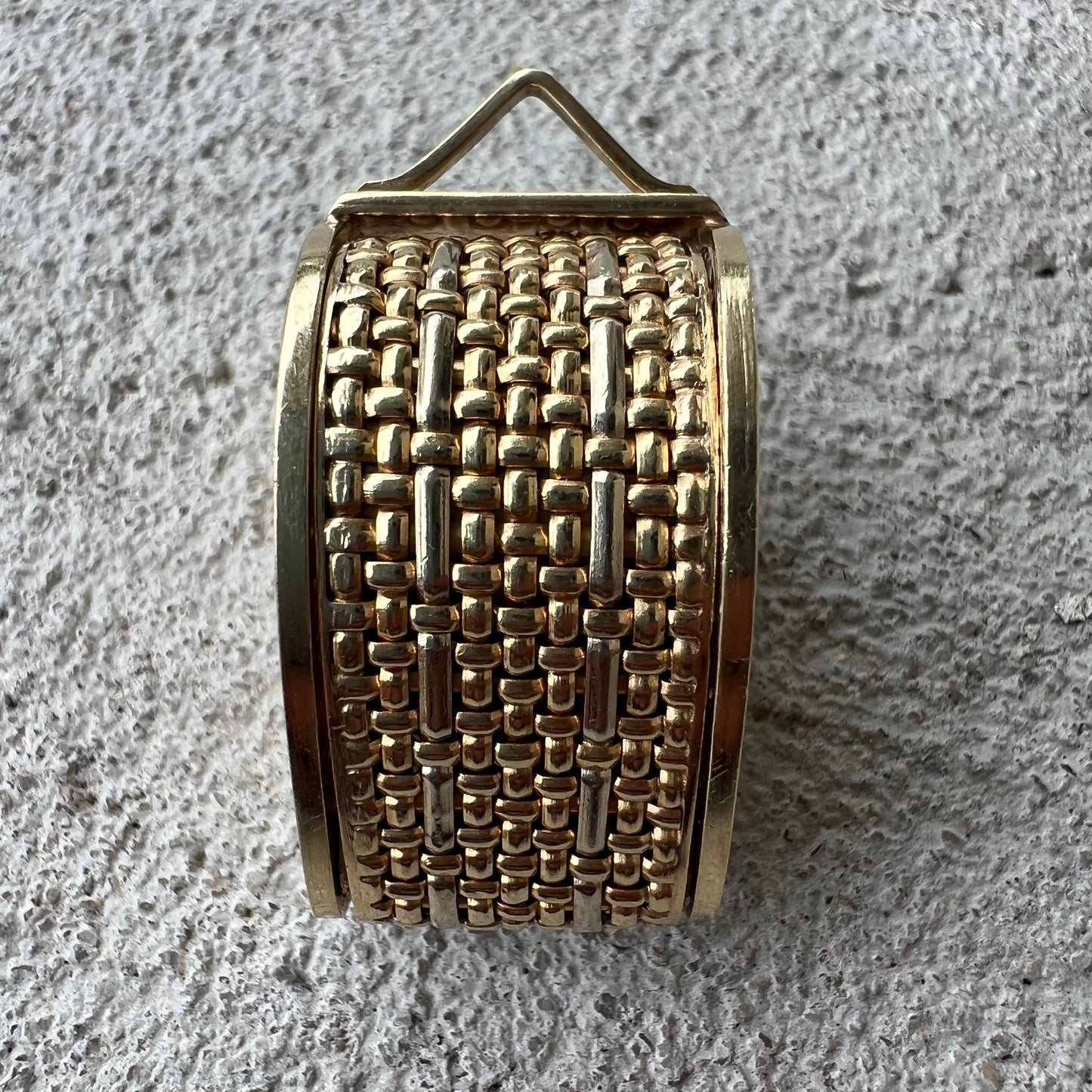 1980’s Solid 14k Gold Basket Weaved Jeweler’s Loupe