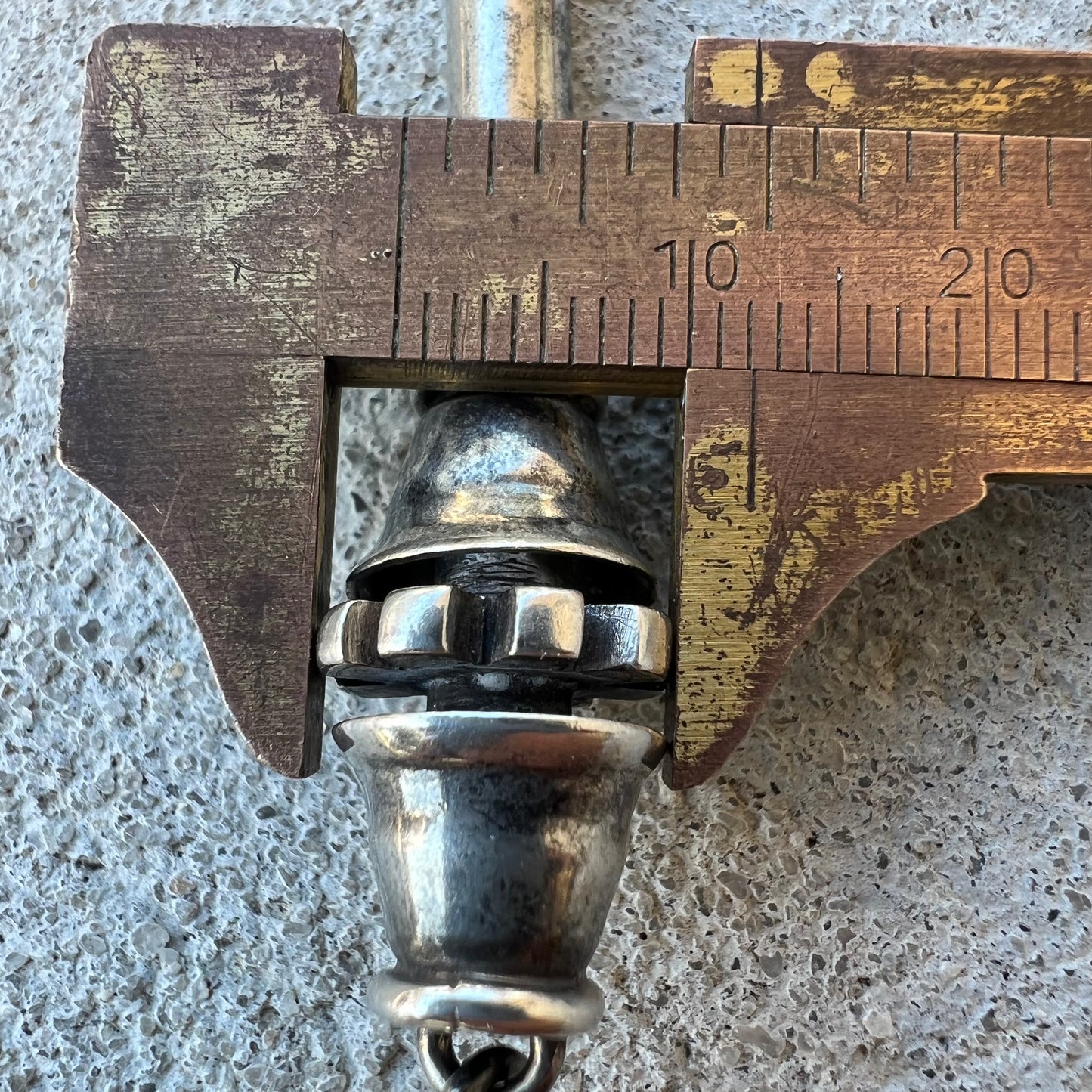 Pre 1950’s Old Mexico Solid Sterling/.925 Artist Signed Handmade “Grenade Link” Necklace (23.5”)