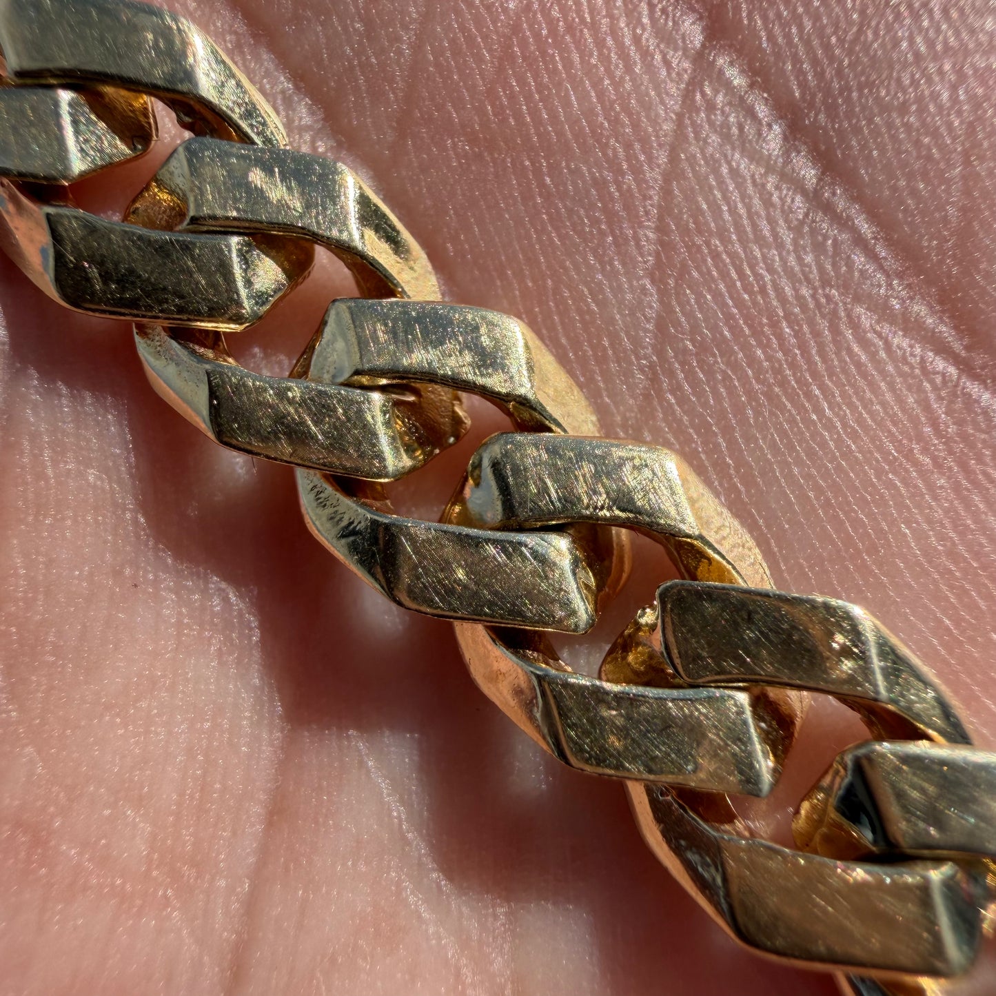 Vintage Solid 14k Yellow Gold Sleek Cuban Link Bracelet (8”)
