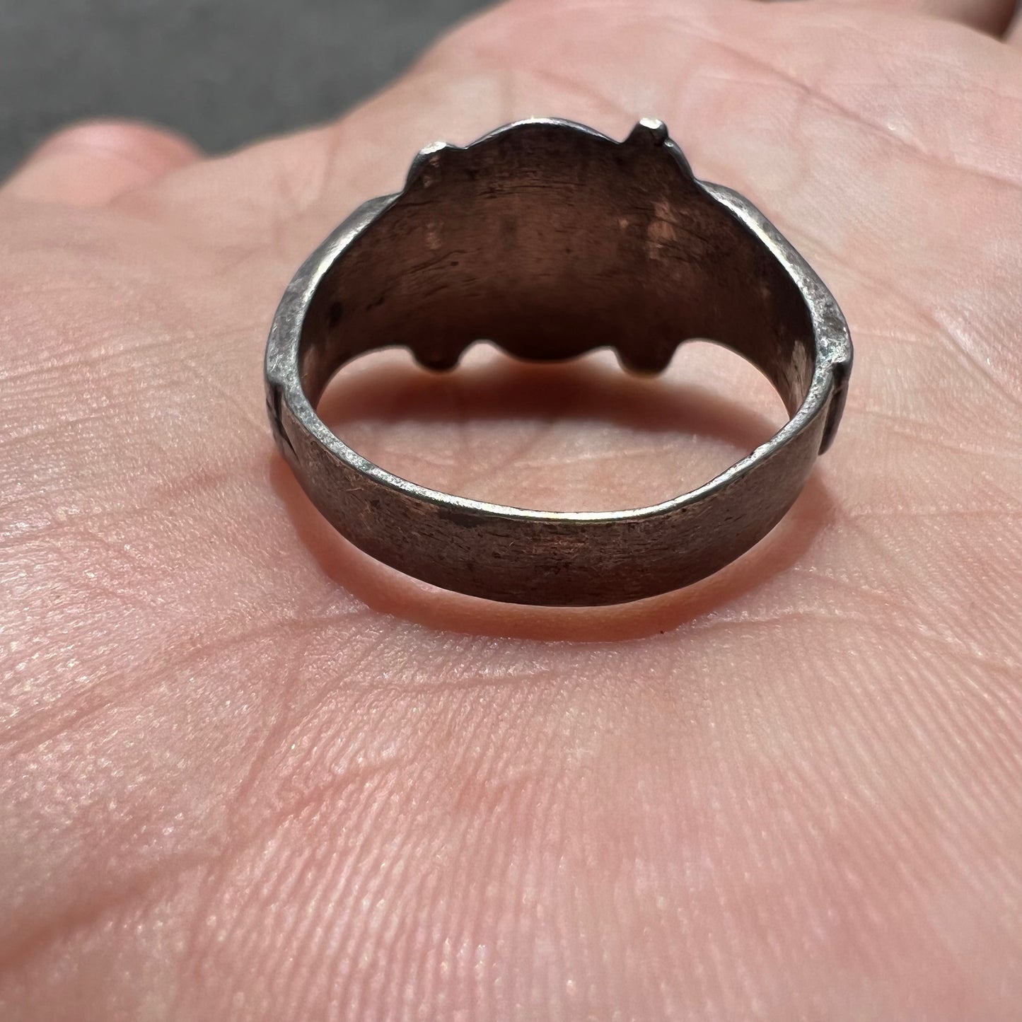 1930’s Sterling Silver Skull And Crossbones Ring
