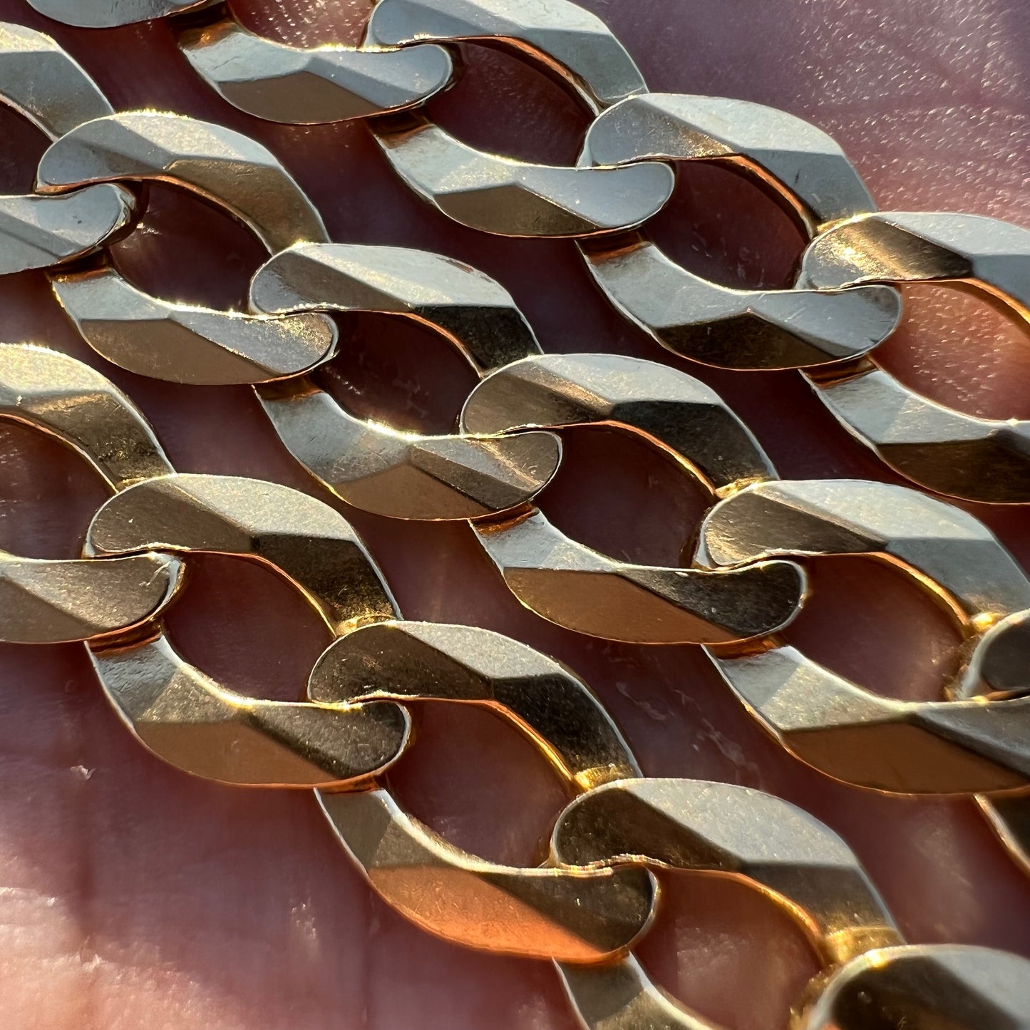 Vintage Solid 14k Yellow Gold Beveled Edge Italian Cuban Link Chain (25”)