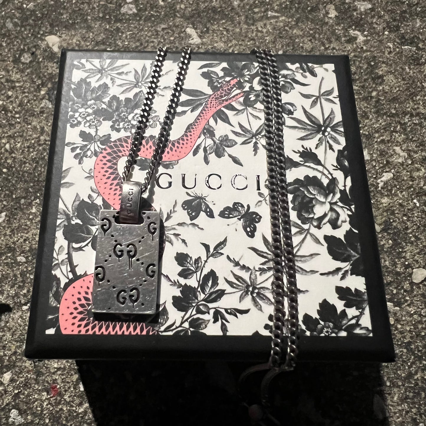Gucci Ghost/GG Reversible Sterling/.925 Necklace