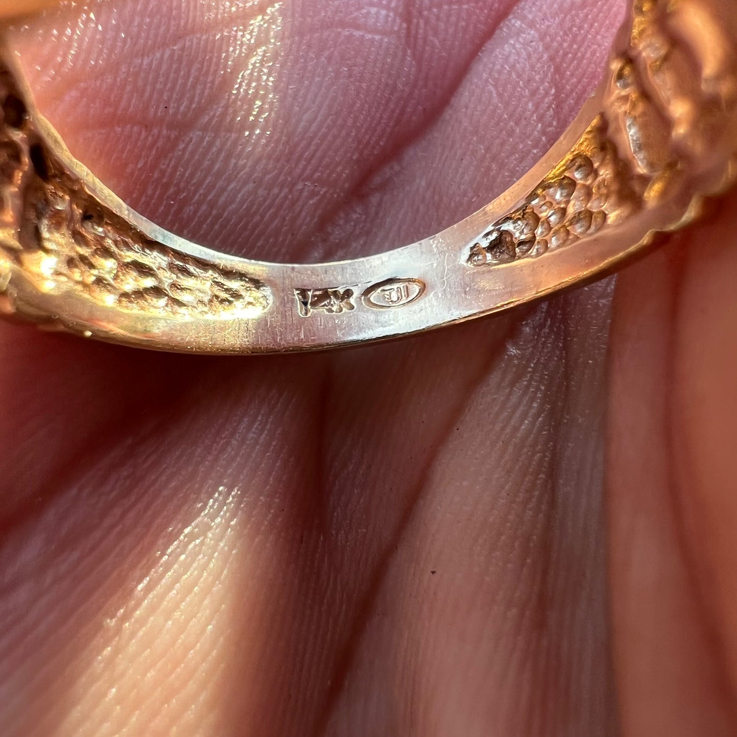 1980’s 14k Black Onyx Natural Diamond Halo Rolex Style Ring (9)