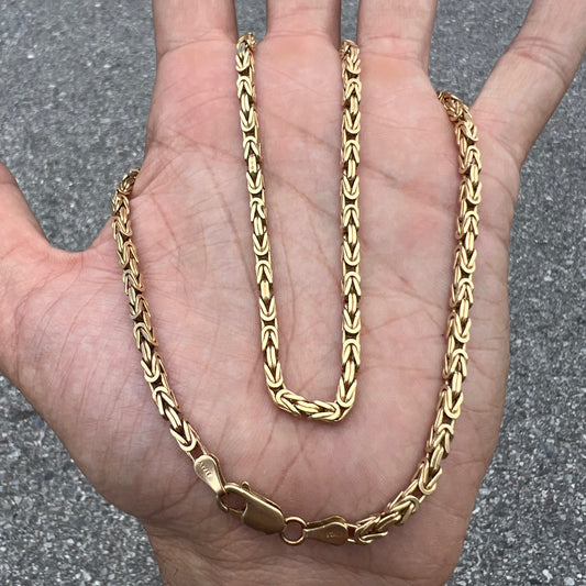 Vintage Solid 14k Old School Byzantine Necklace