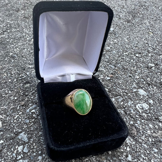 Vintage 14k Jade Comfort Fit Signet Ring (7)
