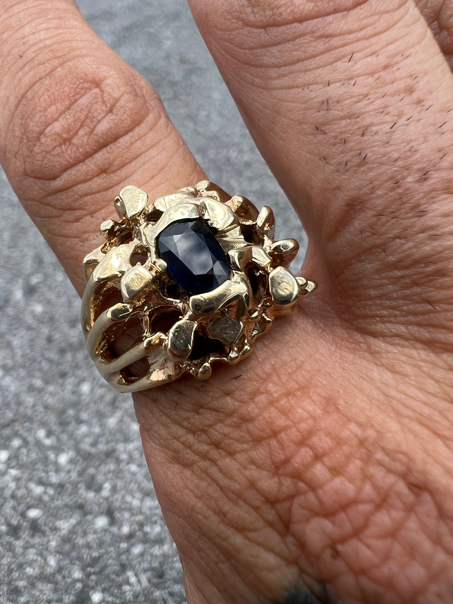 Vintage 14k Blue Sapphire Heavyweight Nugget Ring