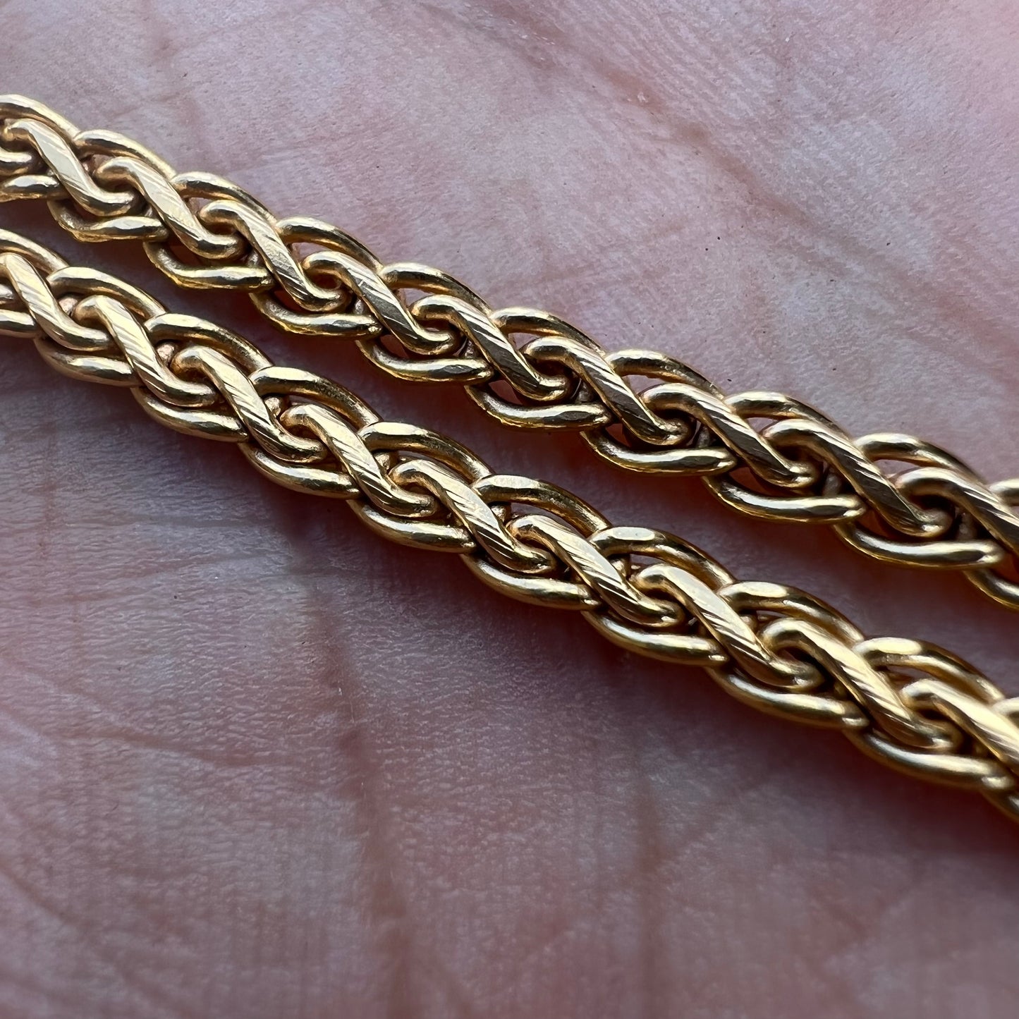 Vintage Solid 14k Italian Spiga Link Necklace (18.5”)