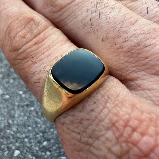 Mid-Century 18k Black Onyx Italian Signet Ring (10.5)