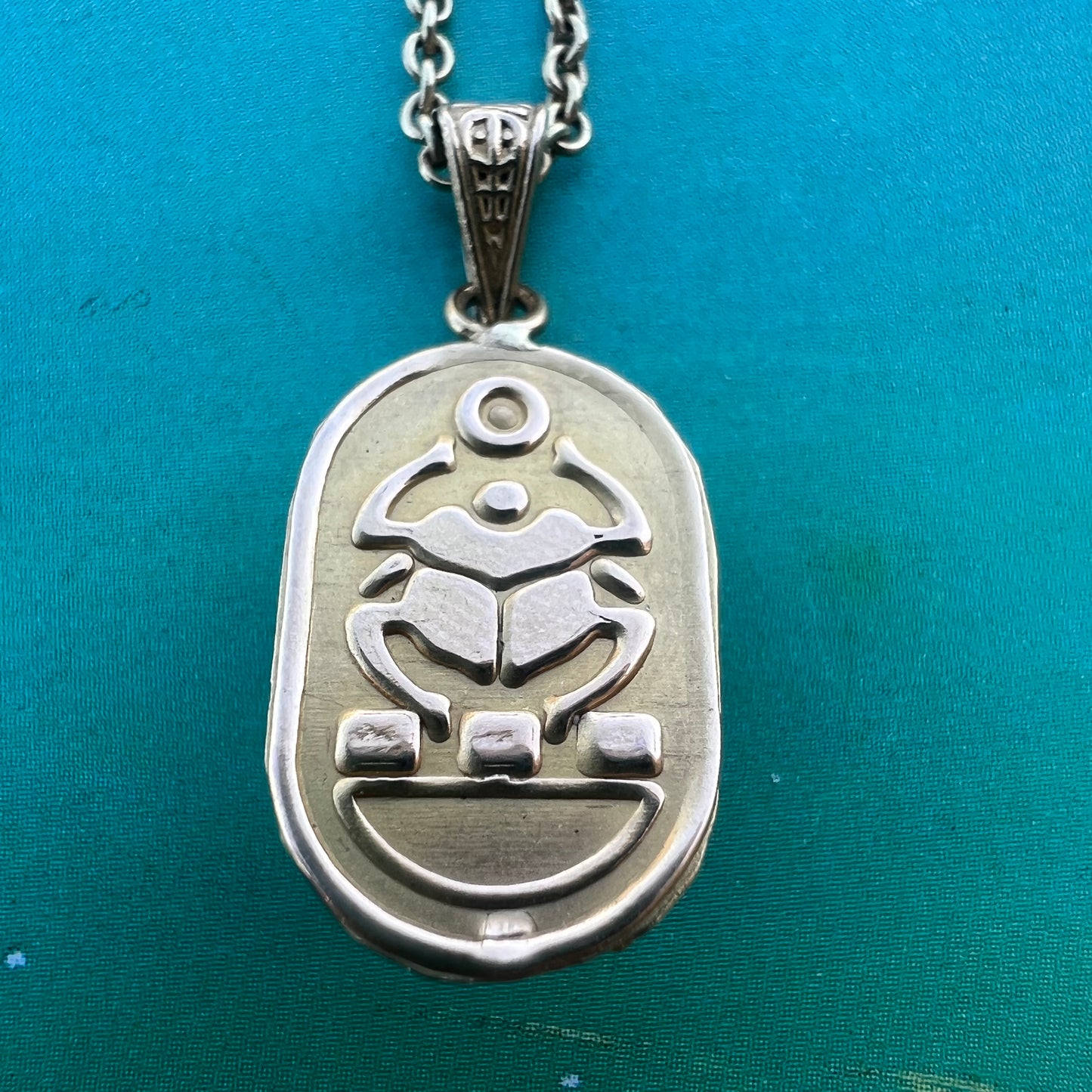 Vintage 18k Turquoise Egyptian Hallmarked Scarab Beetle Pendant