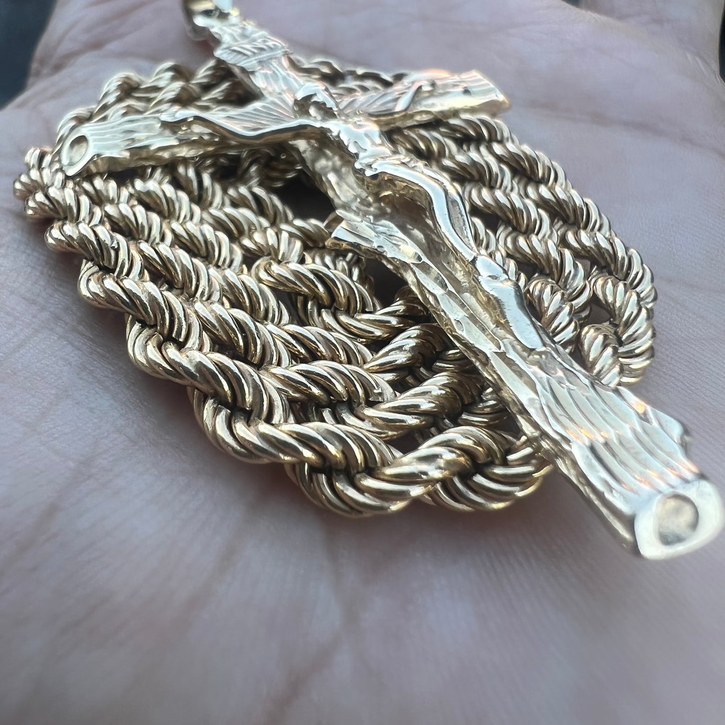 Vintage 14k Diamondcut Crucifix