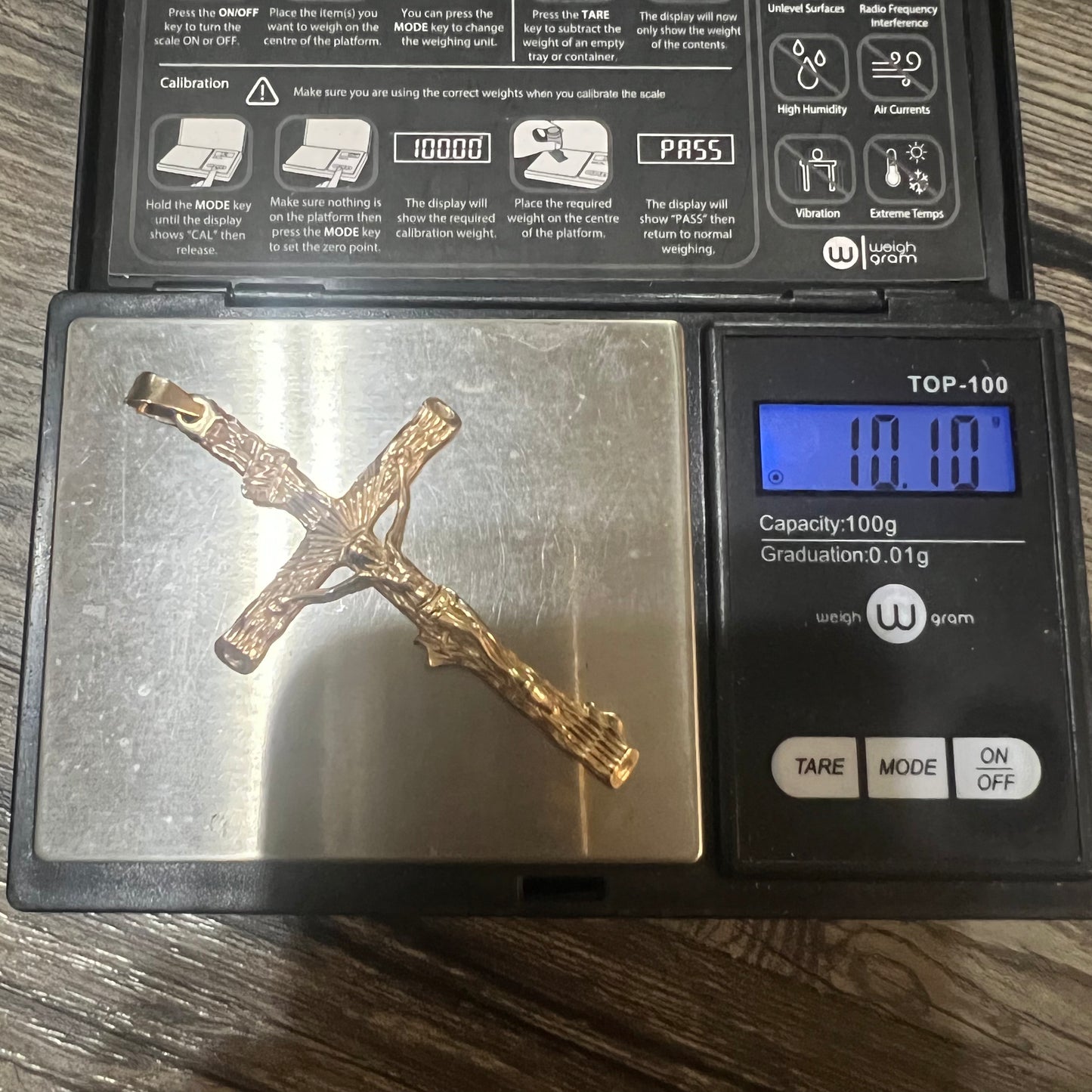 Vintage 14k Diamondcut Crucifix