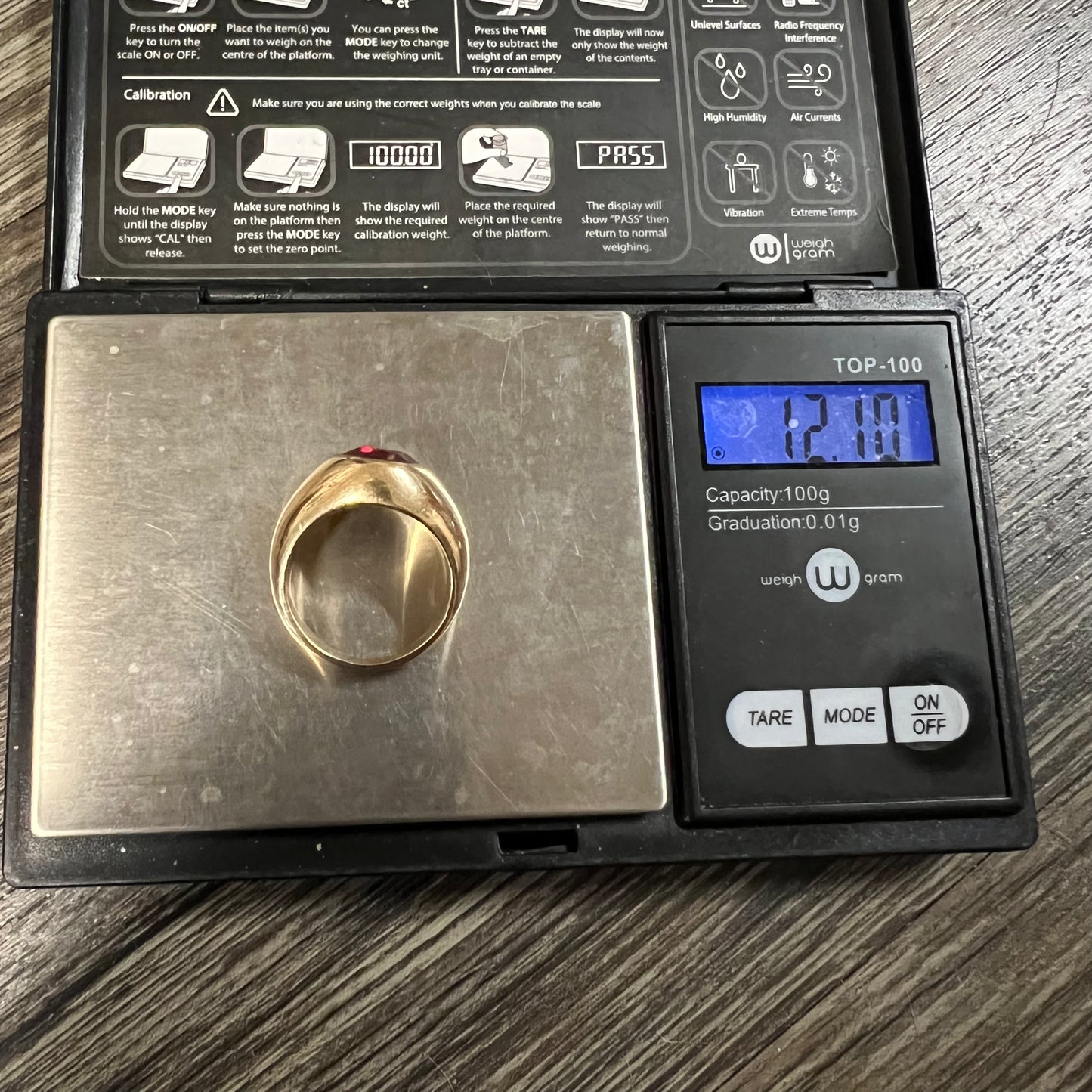 Mid Century 10k Red Spinel Comfort Fit Ring