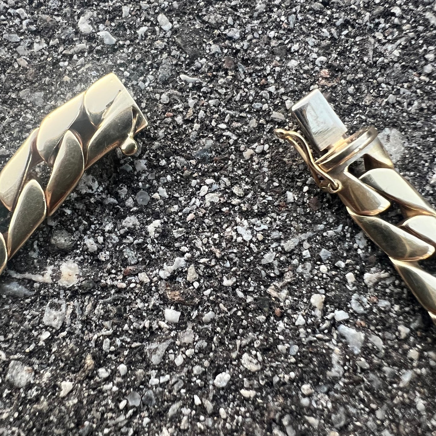 Vintage Solid 14k Sleek Cuban Link Bracelet